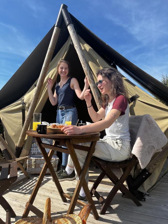 Camping de la Forêt Seasonova Sillé-le-Guillaume Exterior foto